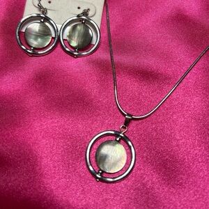 Elegant Silver Pendant  Necklace and Earring set